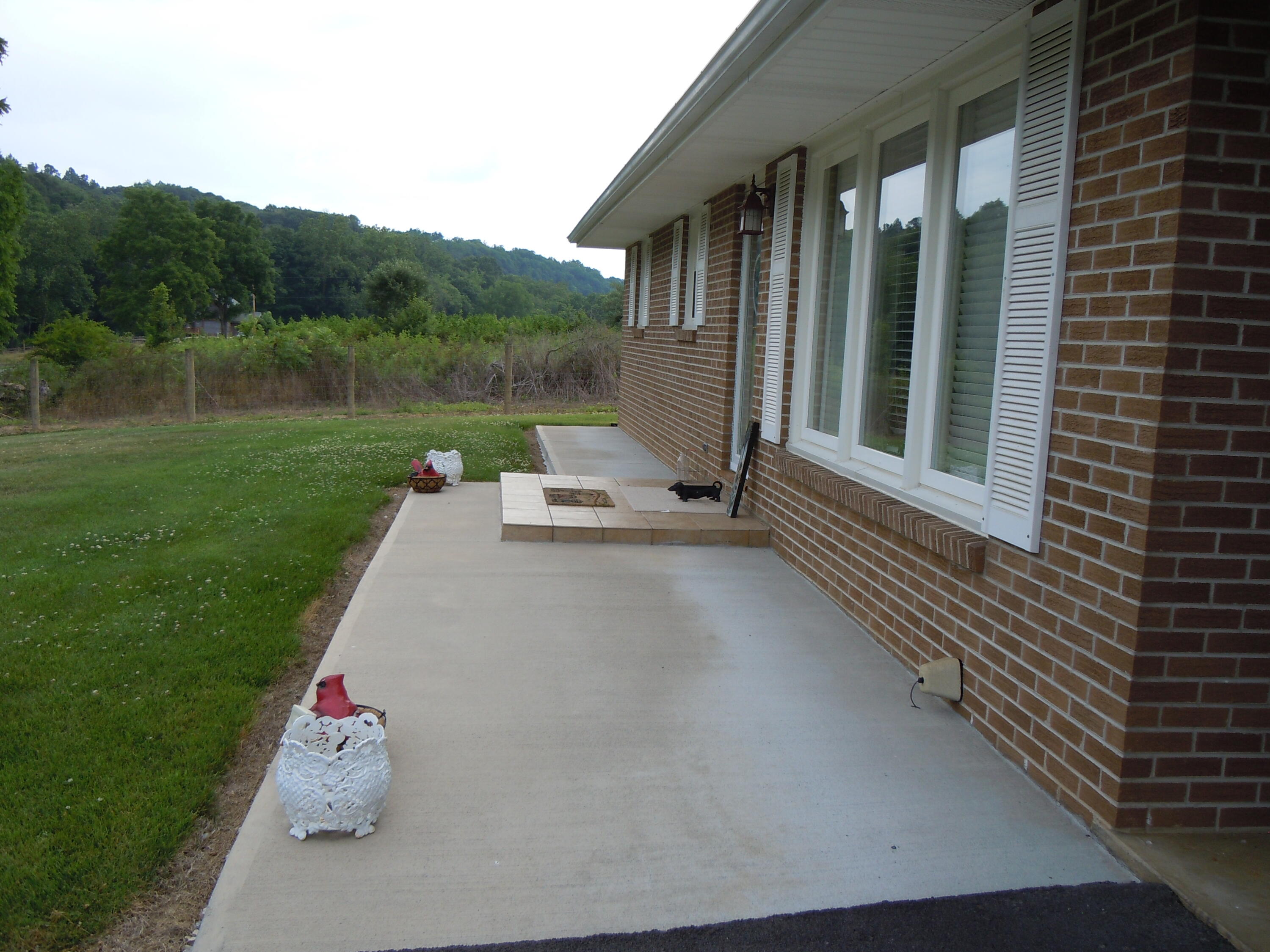 874 Fox Valley Road Marion, VA 24354 - Photo 10 of 44 DSCN2705