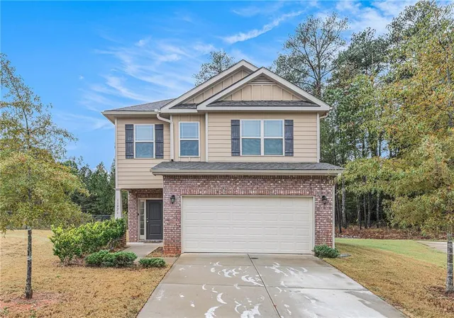 $320,000 | 11971 Quail Road, Hampton, GA 30228