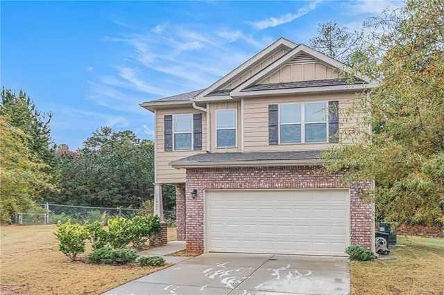 $320,000 | 11971 Quail Road, Hampton, GA 30228