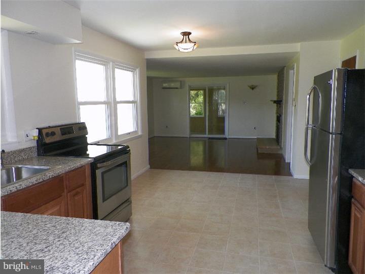 83 Harmony Road Mickleton, NJ 08056 - Photo 9 of 22 Kitchen