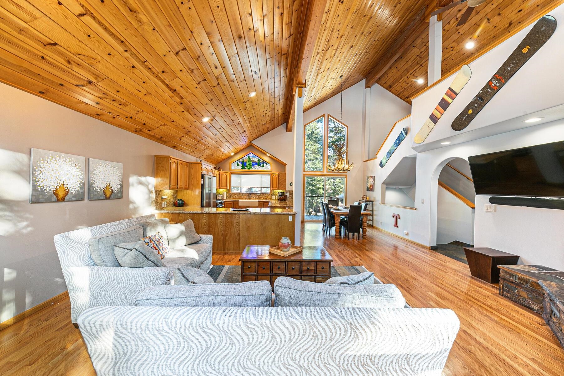 11443 Chalet Road Truckee, CA 96161 - Photo 15 of 28 Gallery Image 15