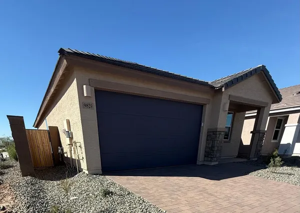 $2,390 | 9829 West Monterey Way, Phoenix, AZ 85037