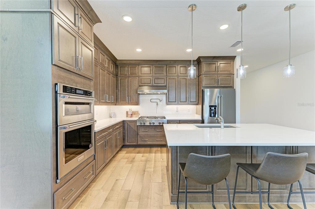 18530 Midsummer Place Venice, FL 34293 - Photo 16 of 100 Gallery Image 16