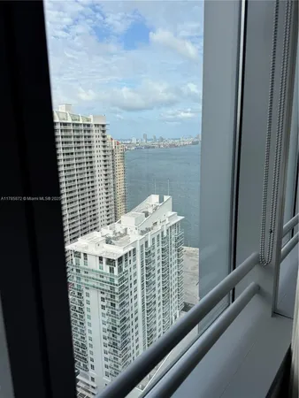 $5,400 | 1395 Brickell Avenue, Unit 2813, Miami, FL 33131