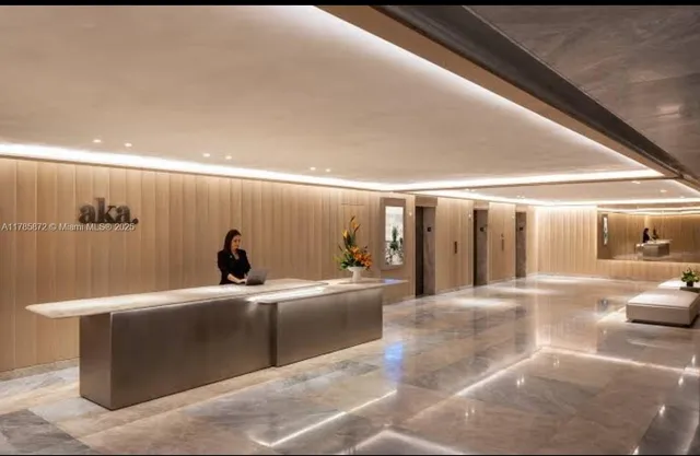 $6,000 | 1395 Brickell Avenue, Unit 2813, Miami, FL 33131