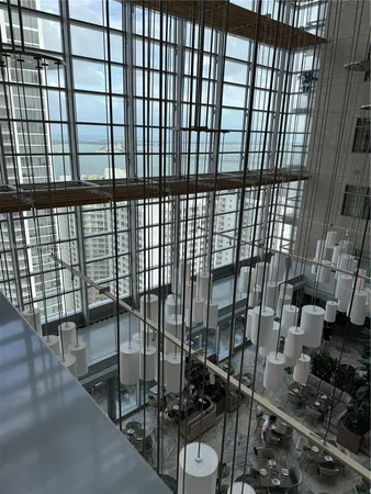 $5,400 | 1395 Brickell Avenue, Unit 2813, Miami, FL 33131