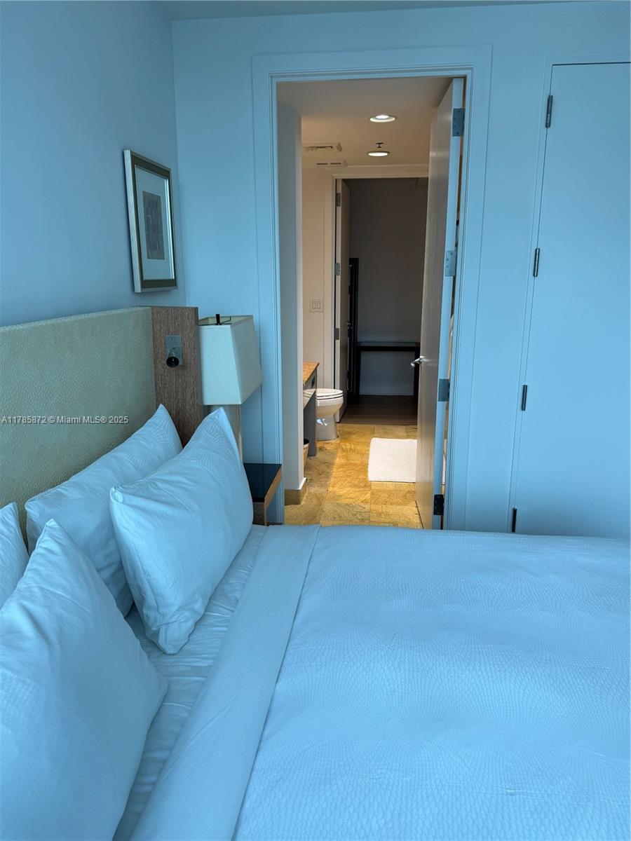 1395 Brickell Avenue, Unit 2813 Miami, FL 33131 - Photo 9 of 42