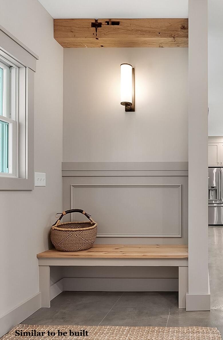 38 Frederick Drive Freeport, ME 04032 - Photo 2 of 13 mudroom