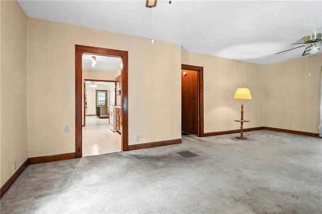 $214,900 | 1040 East Stone Street, Independence, MO 64050