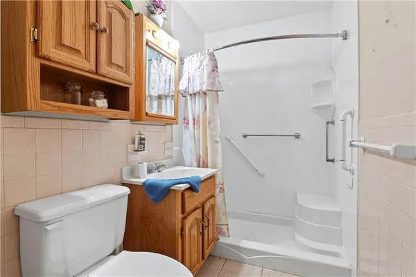 $209,900 | 1040 East Stone Street, Independence, MO 64050