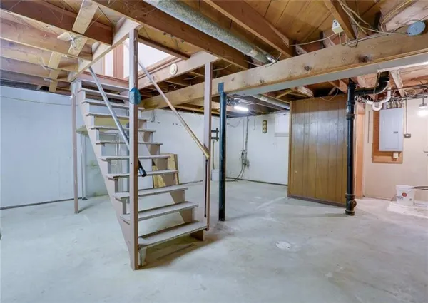 $209,900 | 1040 East Stone Street, Independence, MO 64050