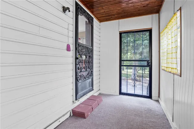 $214,900 | 1040 East Stone Street, Independence, MO 64050