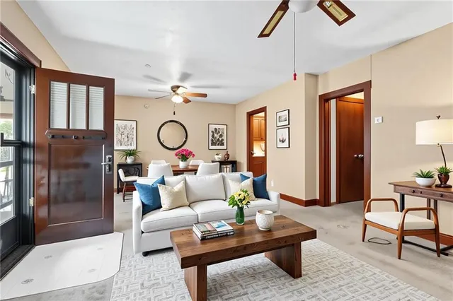 $214,900 | 1040 East Stone Street, Independence, MO 64050