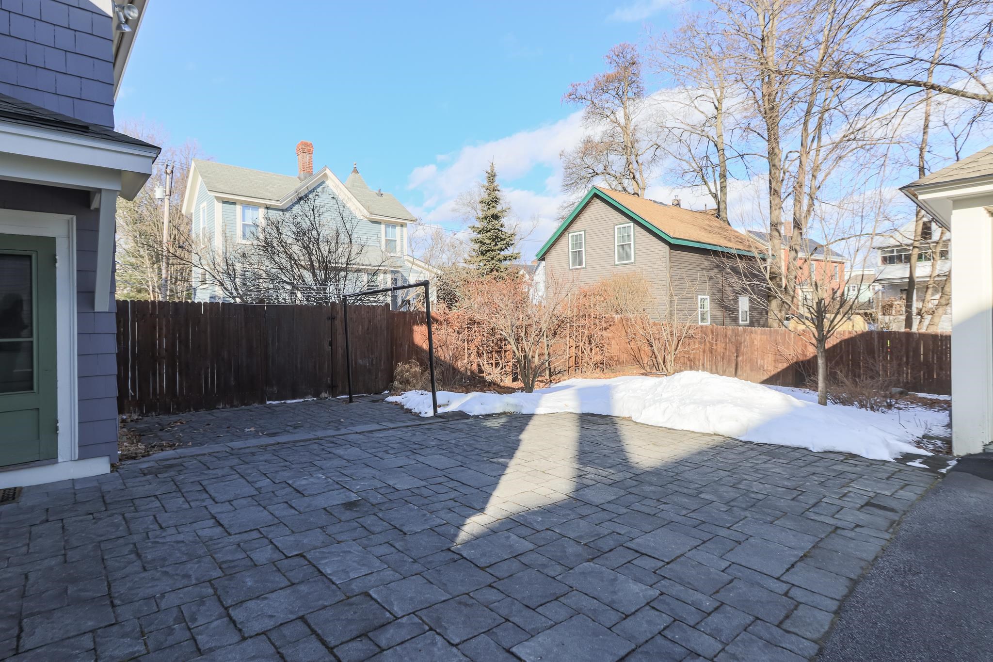 27 South Spring Street Concord, NH 03301 - Photo 37 of 40