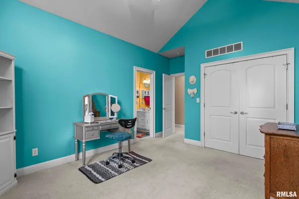$850,000 | 6204 Treyburn Court, Springfield, IL 62711