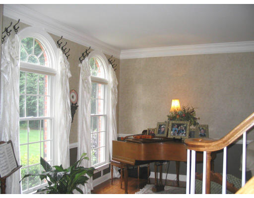 40 Greenwood Road Hopkinton, MA 01748 - Photo 13 of 17 Gallery Image 13