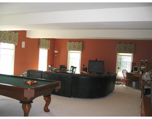 40 Greenwood Road Hopkinton, MA 01748 - Photo 10 of 17 Gallery Image 10