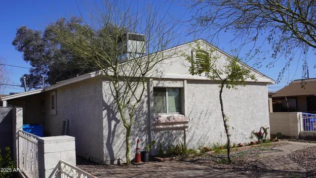 $360,000 | 2930 East Atlanta Avenue, Phoenix, AZ 85040