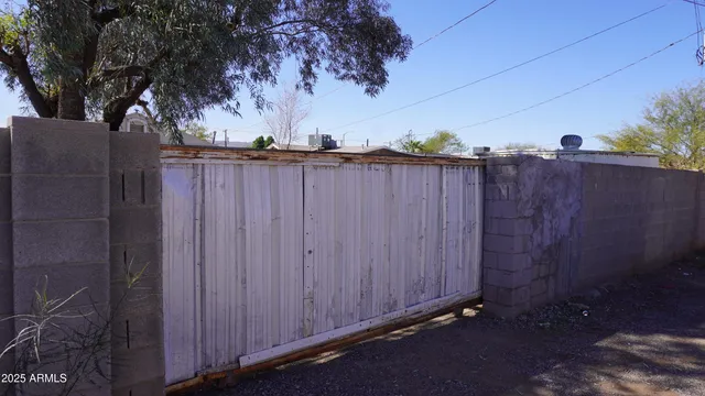 $360,000 | 2930 East Atlanta Avenue, Phoenix, AZ 85040