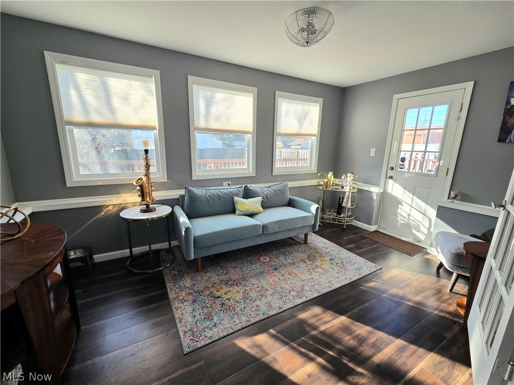 1496 Brainard Road Cleveland, OH 44124 - Photo 5 of 43 Gallery Image 5