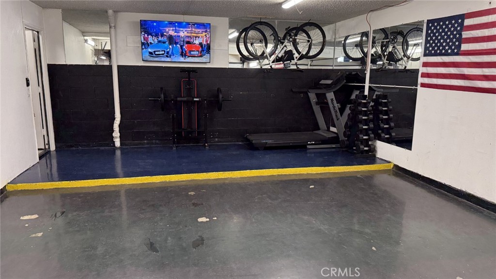 11300 Foothill Boulevard, Unit 33 Lakeview Terrace, CA 91342 - Photo 13 of 19