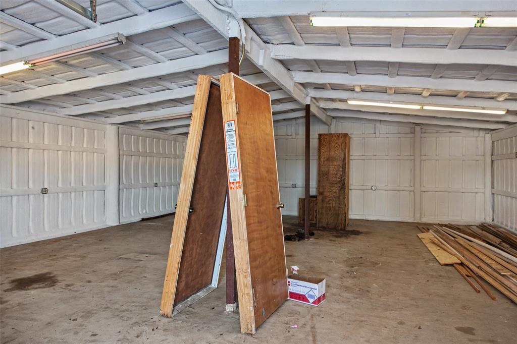 1101 Zion Hill Road Weatherford, TX 76088 - Photo 8 of 25 interior of shop