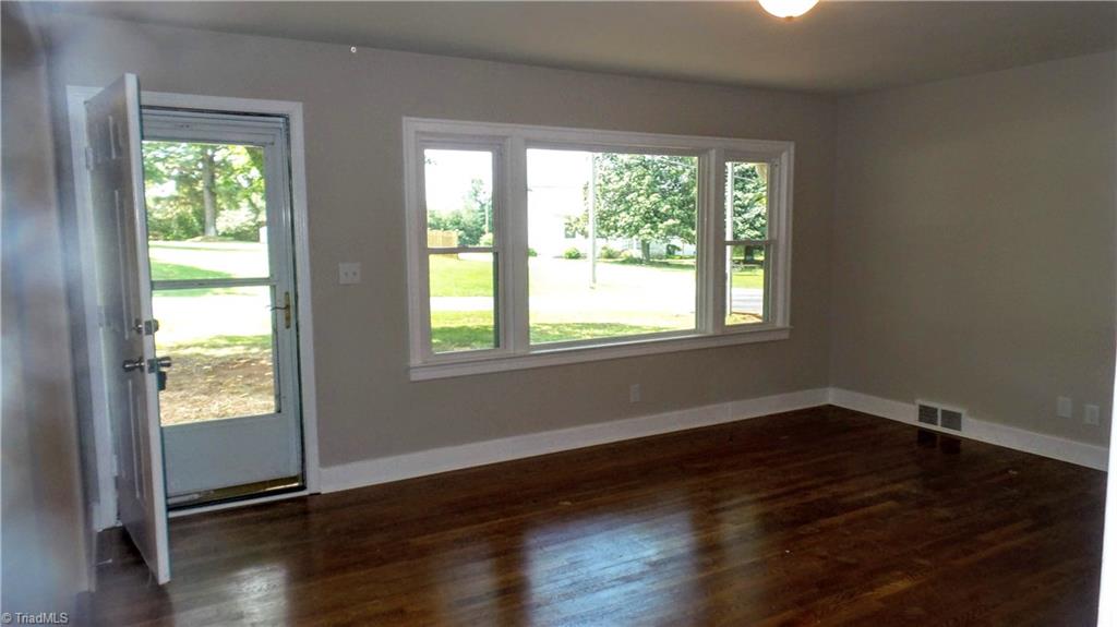 1254 Community Road Lexington, NC 27295 - Photo 3 of 28 Gallery Image 3
