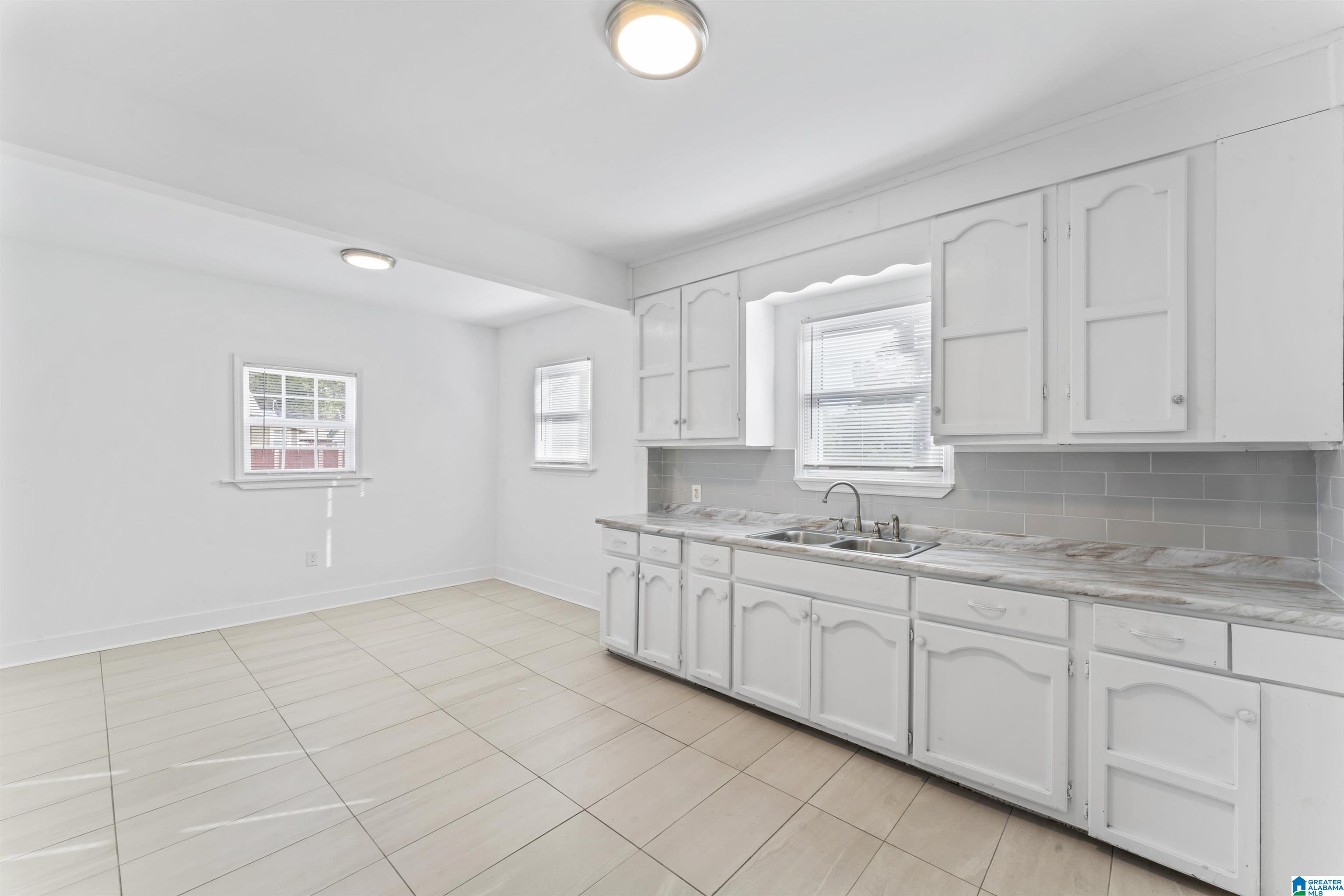 4801 Court South Birmingham, AL 35208 - Photo 9 of 28