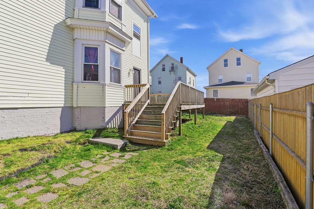 477 Palmer Street Fall River, MA 02721 - Photo 25 of 31