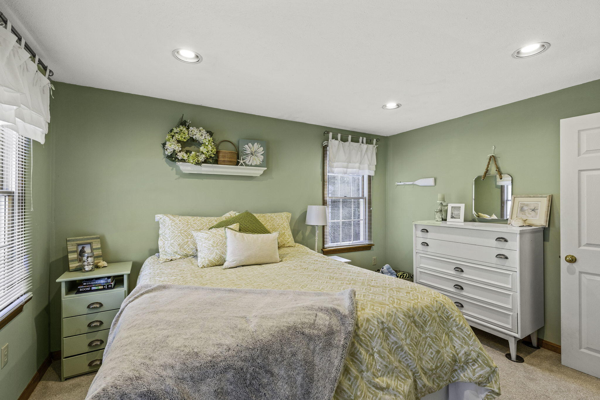 22 Nehoiden Road Mashpee, MA 02649 - Photo 12 of 32 25-web-or-mls-22-nehoiden-rd