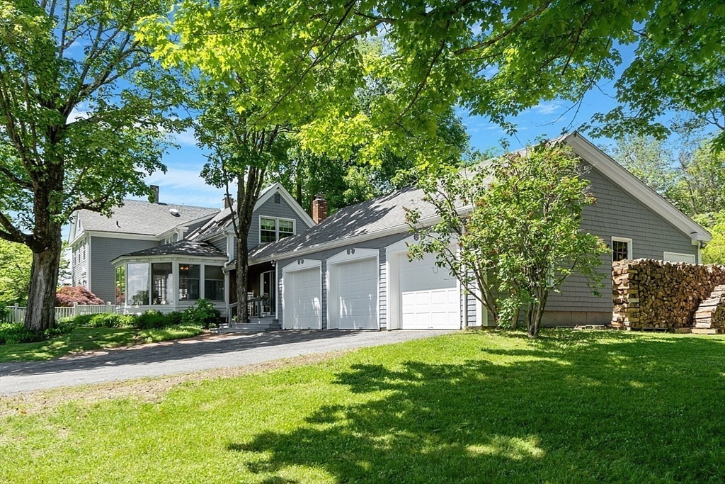 15 Osgood Road Sterling, MA 01564 - Photo 2 of 31 front view of house with a yard