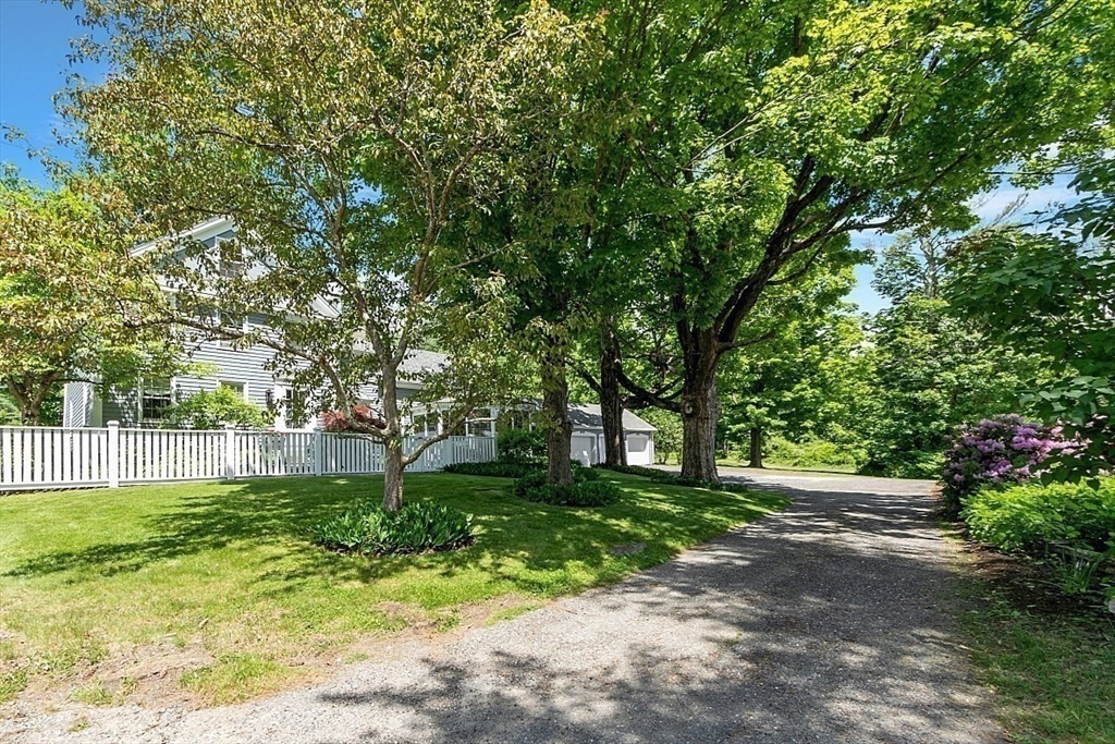 15 Osgood Road Sterling, MA 01564 - Photo 29 of 31 a front view of a house with a yard