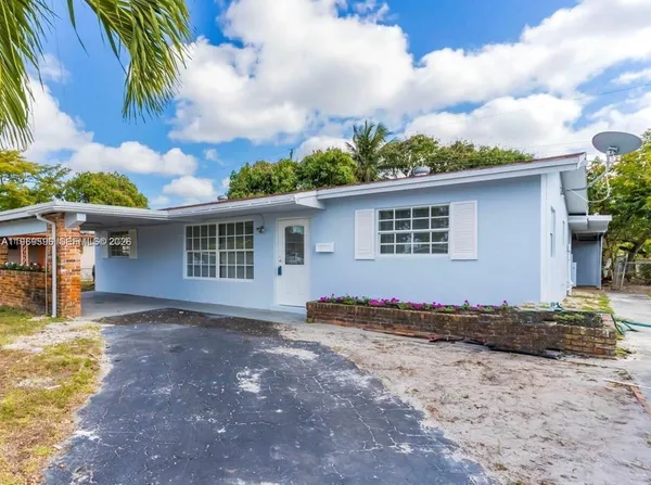 $2,000 | 5820 Northwest 14th Court, Unit 1, Sunrise, FL 33313