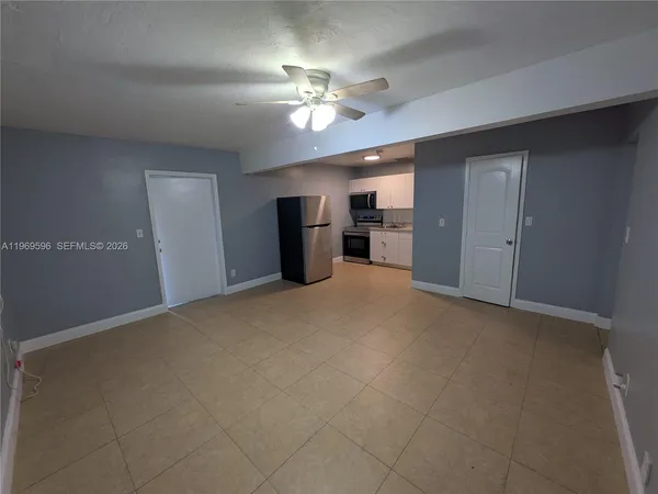 $2,000 | 5820 Northwest 14th Court, Unit 1, Sunrise, FL 33313