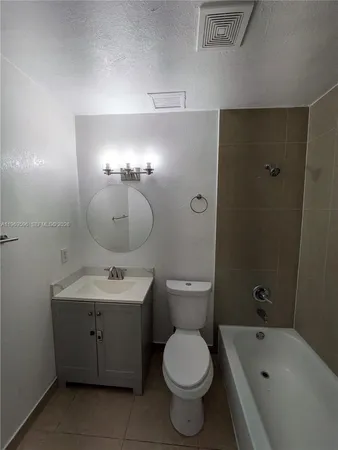 $2,000 | 5820 Northwest 14th Court, Unit 1, Sunrise, FL 33313