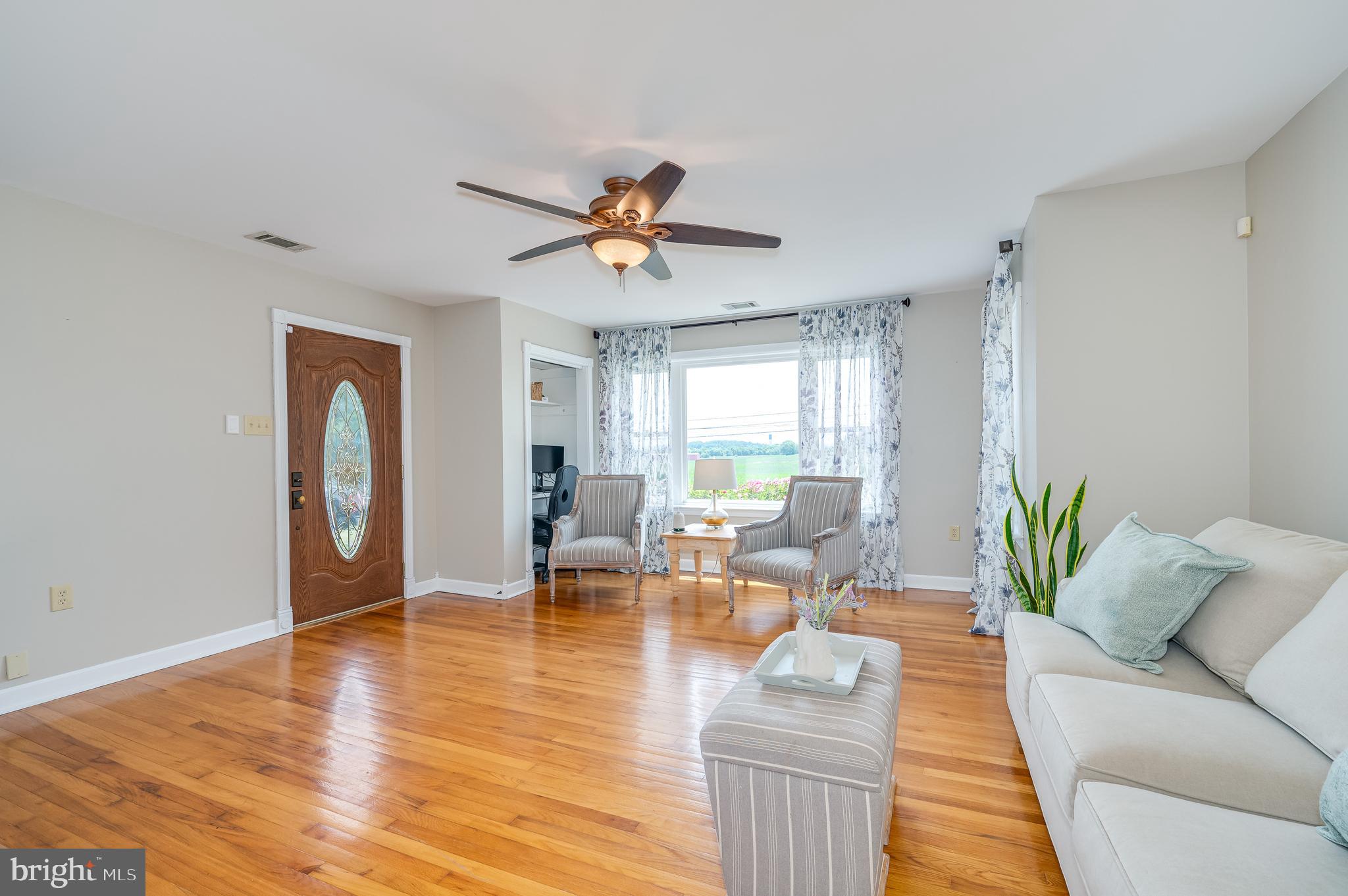 7963 Summit Point Road Charles Town, WV 25414 - Photo 14 of 67 Gallery Image 14