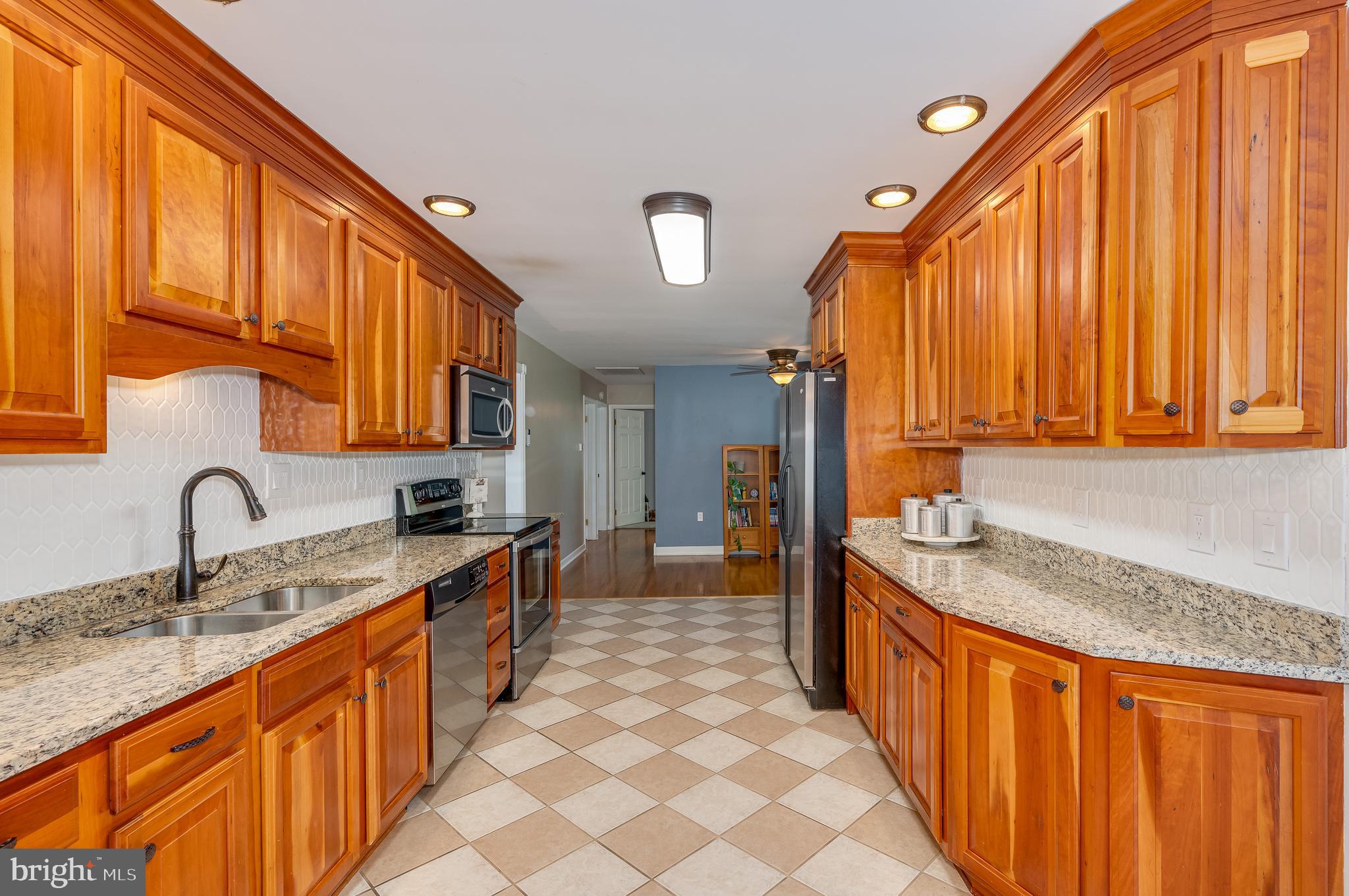 7963 Summit Point Road Charles Town, WV 25414 - Photo 22 of 67 Gallery Image 22