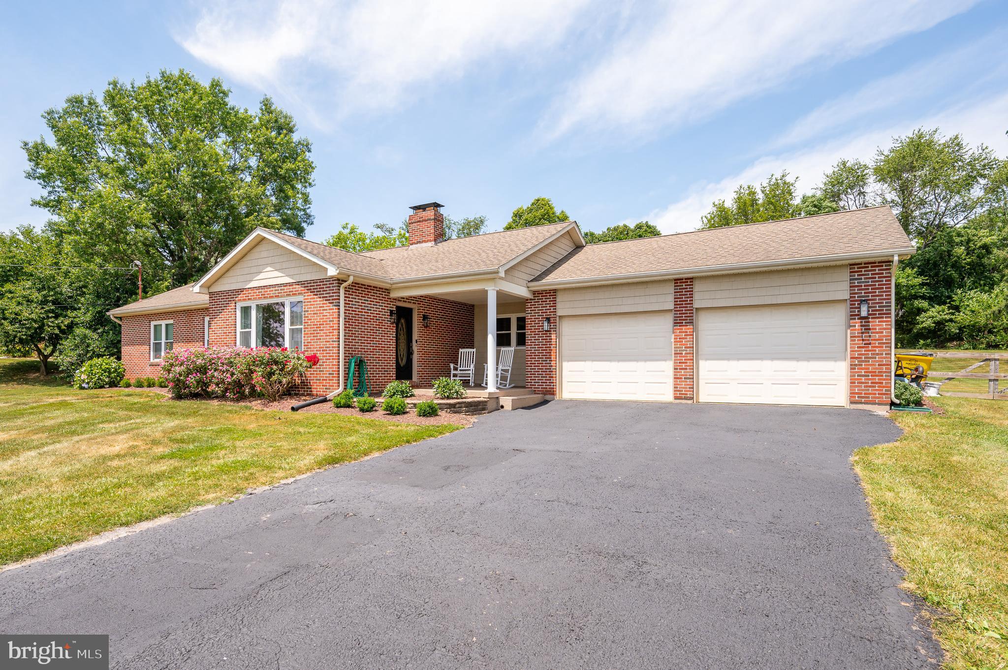 7963 Summit Point Road Charles Town, WV 25414 - Photo 4 of 67 Gallery Image 4