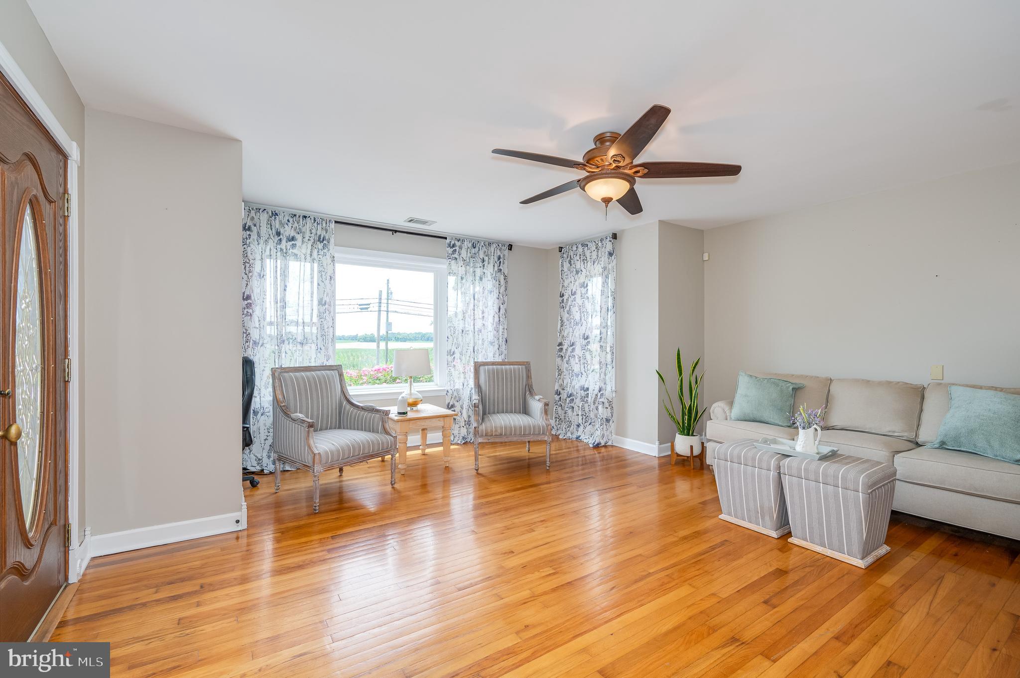7963 Summit Point Road Charles Town, WV 25414 - Photo 5 of 67 Gallery Image 5