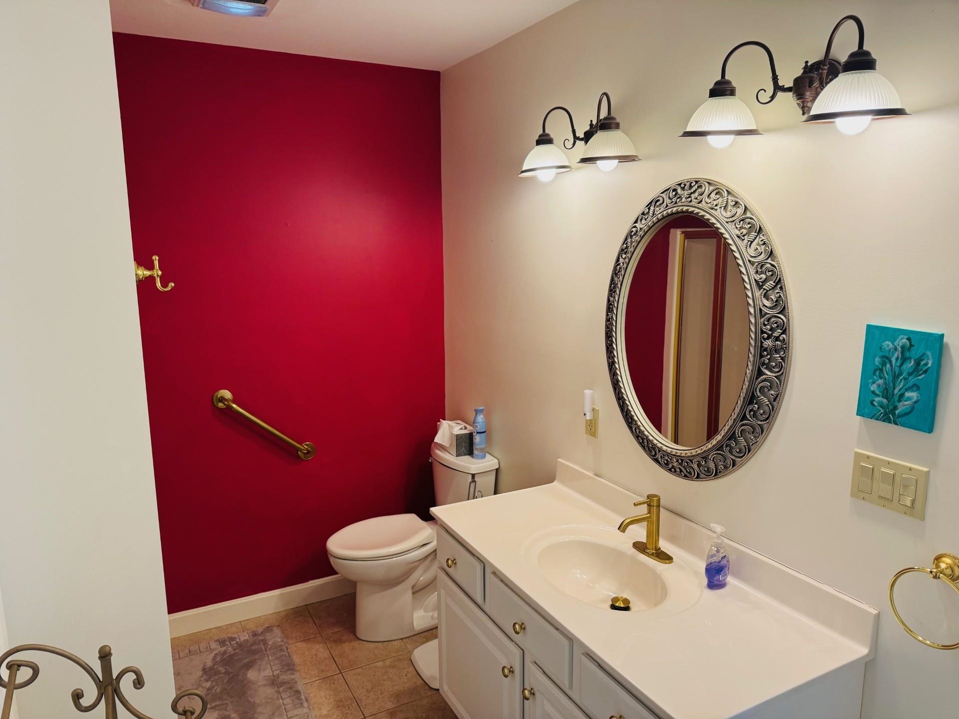 3 Abbey Lane, Unit 7 Meredith, NH 03253 - Photo 15 of 24