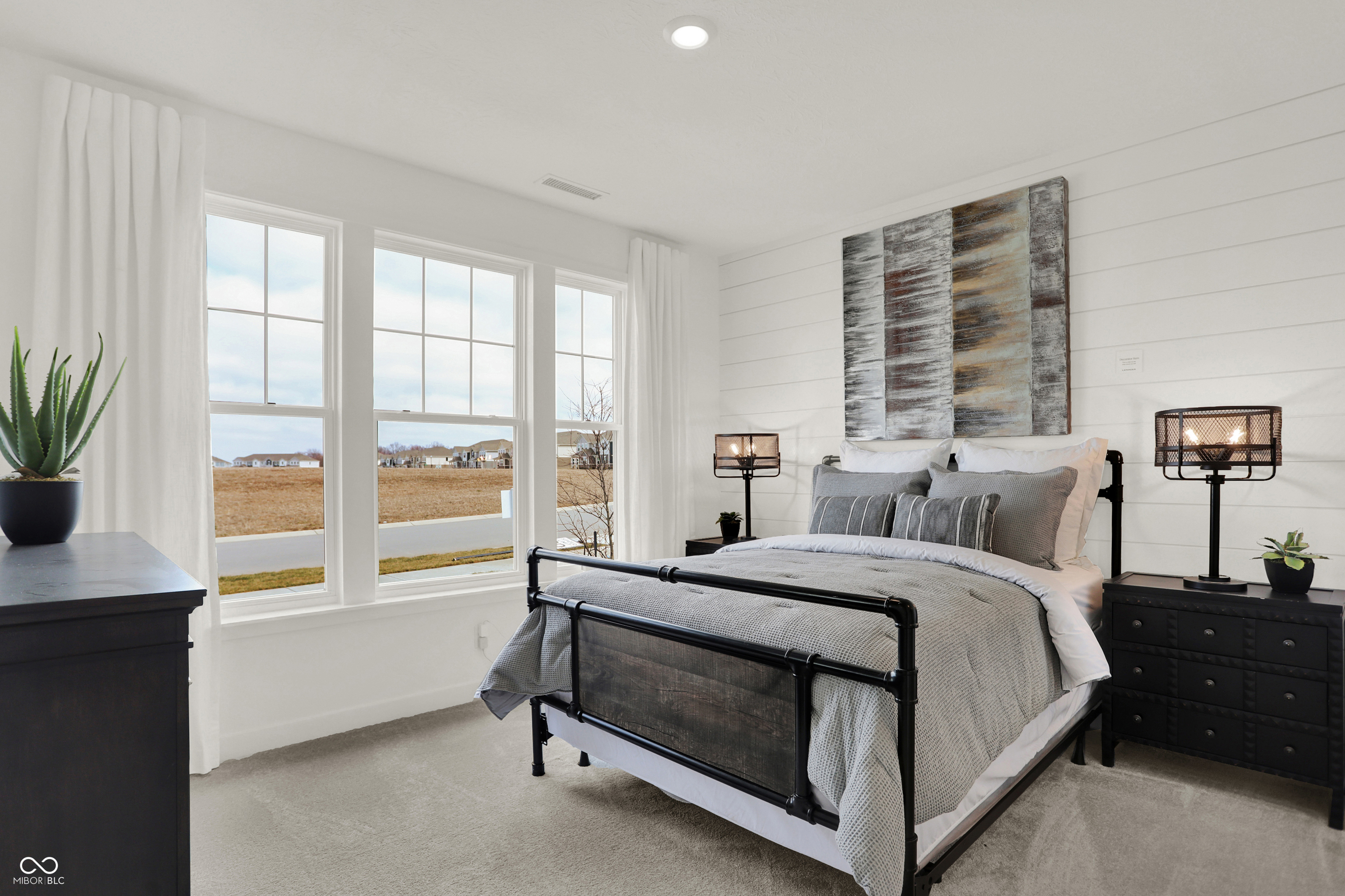 15392 Cardonia Road Fishers, IN 46037 - Photo 8 of 52