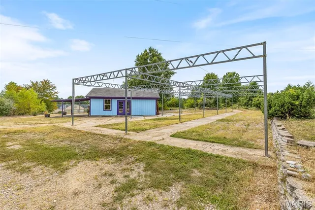 $375,000 | 4790 Hwy Y, Valles Mines, MO 63087