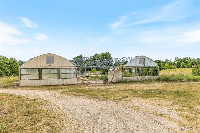 $375,000 | 4790 Hwy Y, Valles Mines, MO 63087
