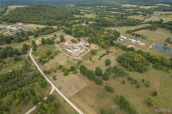 $375,000 | 4790 Hwy Y, Valles Mines, MO 63087