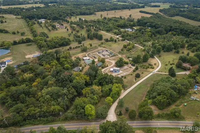 $375,000 | 4790 Hwy Y, Valles Mines, MO 63087