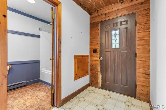 $375,000 | 4790 Hwy Y, Valles Mines, MO 63087