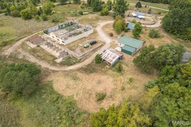 $375,000 | 4790 Hwy Y, Valles Mines, MO 63087