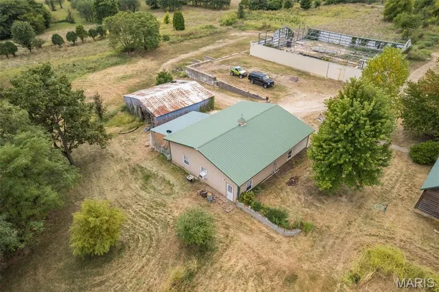 $375,000 | 4790 Hwy Y, Valles Mines, MO 63087