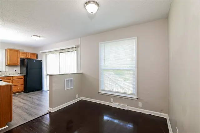 $1,575 | 13235 Park Hills Drive, Grandview, MO 64030