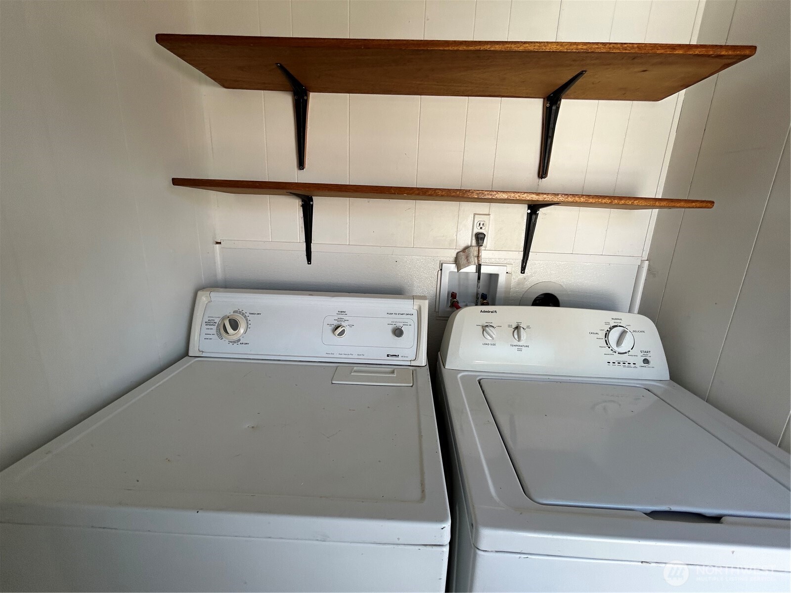 2522 Old Highway 99 South Road, Unit 23 Mount Vernon, WA 98273 - Photo 19 of 22 a utility room with dryer and washer